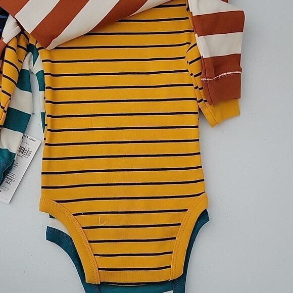 NWT Carter's Long Sleeve 4pc Bodysuit 6 months - Picture 4 of 7